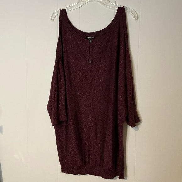 Express Burgundy sparkly cold shoulder top size Medium NWOT - Picture 1 of 5